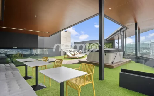 Estudio totalmente amueblado en SER Escalante – ¡Alquiler $900 USD mensuales!